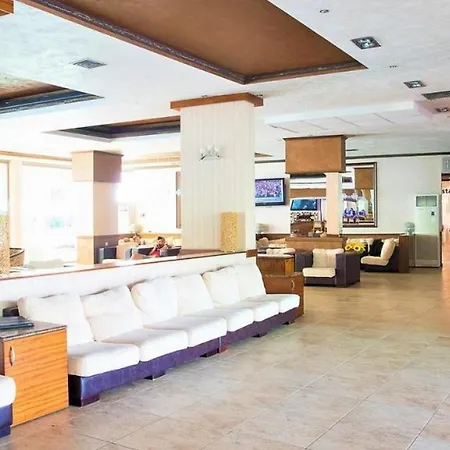 Grenada - Menada Apartmanhotel 2*