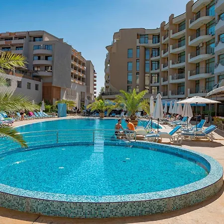 Apartmanhotel Grenada - Menada Napospart