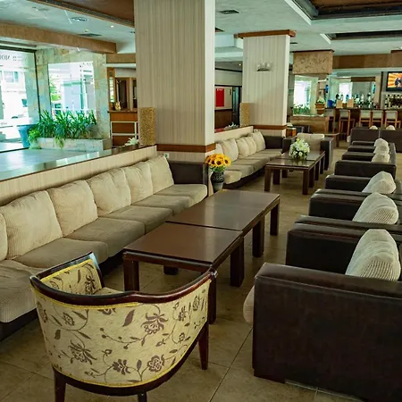 Grenada - Menada 2* Napospart