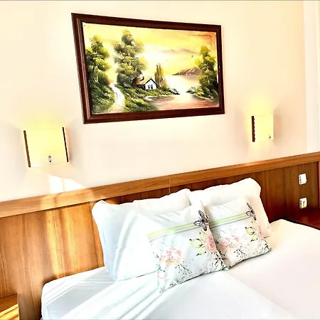 Apartmanhotel Grenada - Menada 2*