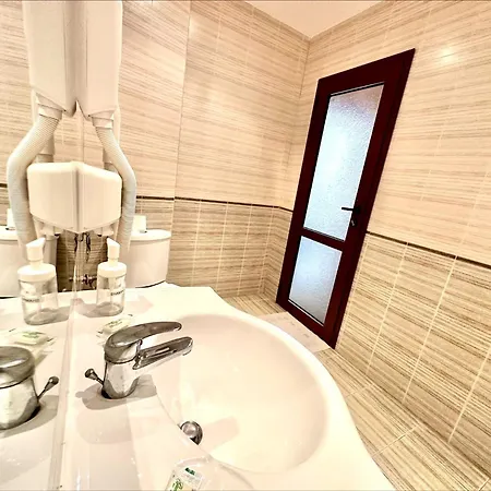 Grenada - Menada Apartmanhotel Napospart