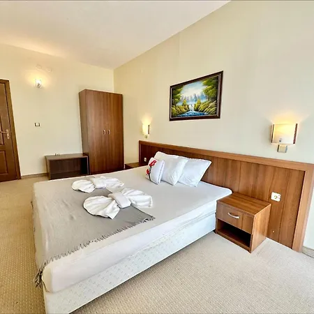 Grenada - Menada Hotel apartamentowy 2*