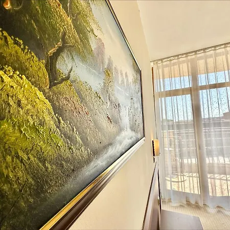 Hotel apartamentowy Grenada - Menada Słoneczny Brzeg
