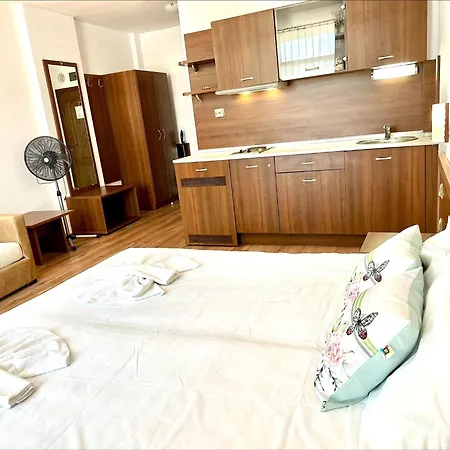 Grenada - Menada ساني بيتش